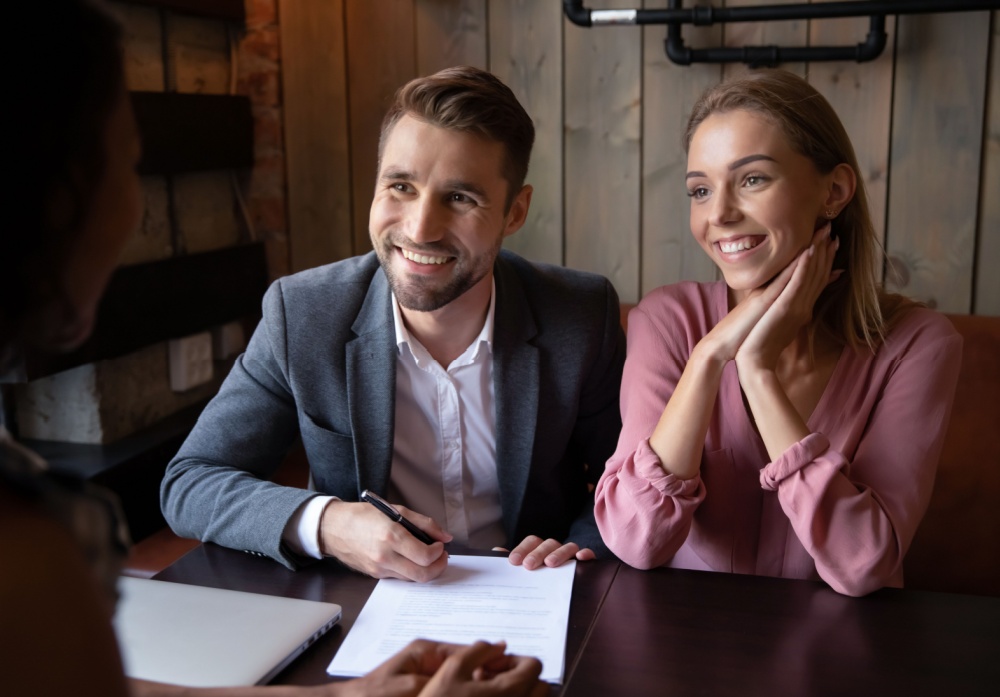 Signature chez le notaire : les étapes clés pour une transaction immobilière réussie