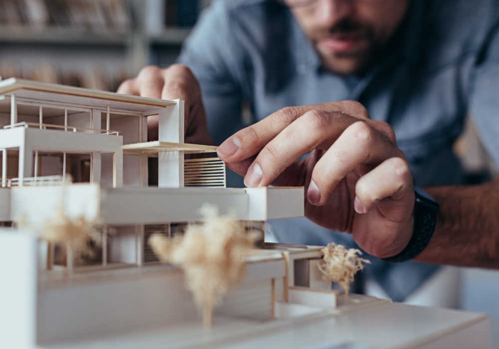 Construire sa maison avec un architecte : quand et pourquoi faire appel à lui ?