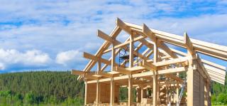 lancer la construction d'une maison en bois